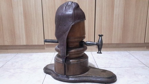 Vecchia cuffia pelle da - in,