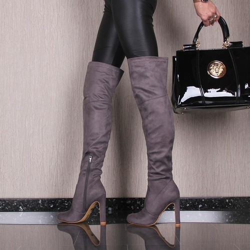 Sexy hochhackige donna - sexy,