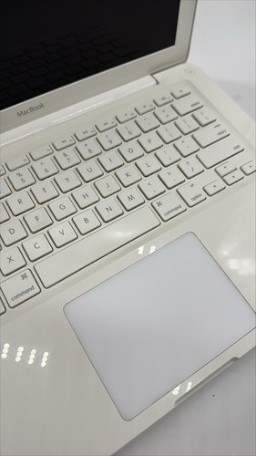 Apple macbook a1342 2 - a1342, 2.4ghz
