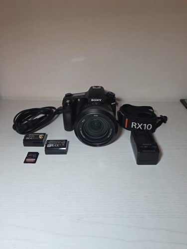 Fotocamera sony rx10 mark - fotocamera,