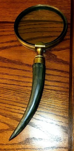 Magnifying glass antique style - glass,