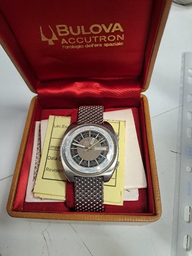 Bulova accutron - bulova,