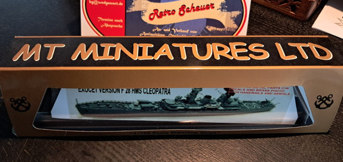 Miniatures 700 hms - mt, 1:700,