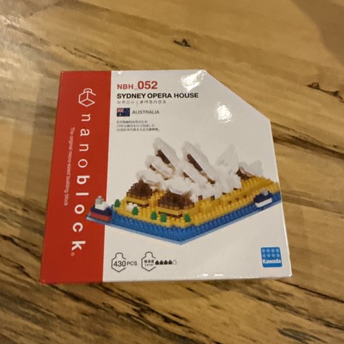 Nanoblock sydney opera house - sydney,