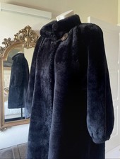 Cappotto Montone Rasato Nero Vintage Anni 80 – Pellicceria Cipriani