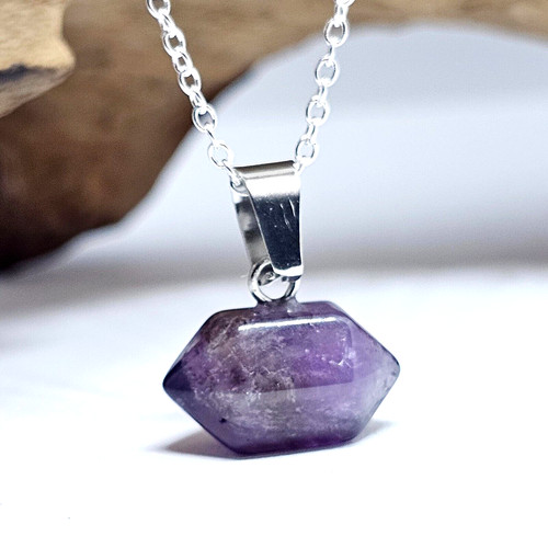 Collana con ciondolo ametista