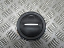 2016 DACIA DUSTER LAUREATE K9K CENTRE AIR VENT 68100P08