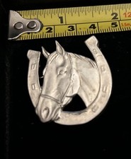 Spilla grande dichiarazione