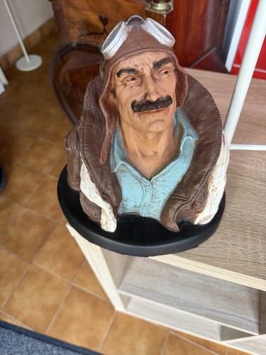 Statue pilote universal - statue,