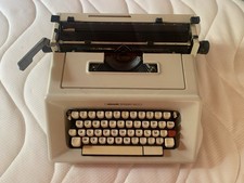macchina da scrivere olivetti Studio 45