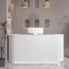 Tavolo reception negozio