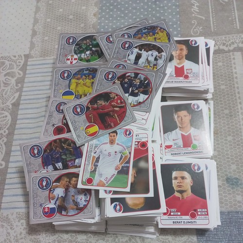 Lotto 1500 figurine calciatori - 1500,