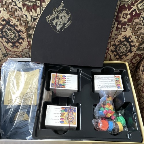 Trivial pursuit 20th - trivial,