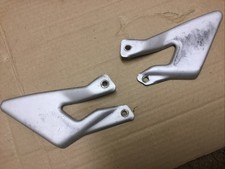 KTM 990 Super Duke poggiapiedi