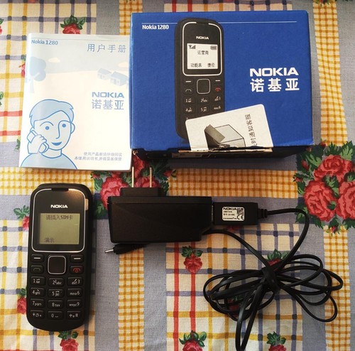 Telefono cellulare economico