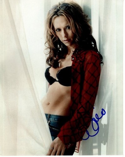 Jennifer love hewitt firmata - jennifer,