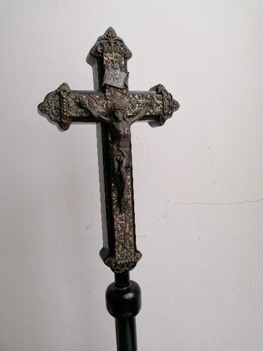 Antico crocifisso di bronzo - antico,