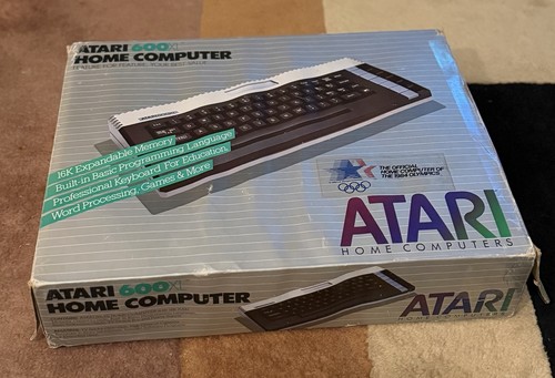 Atari 600xl home computer - 600xl,