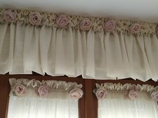 Tende finestra a vetro e Mantovana