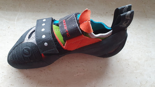 Scarpa arrampicata - da,