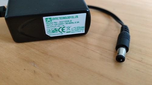 Adaptor jentec ag1209 e - ac-dc, ag1209-e