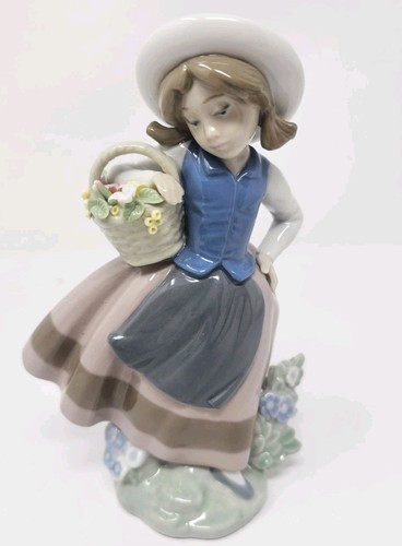 Lladro sweet scent 5221 - lladro,