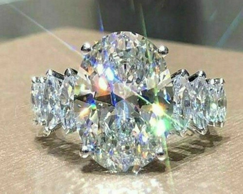 Splendido anello - , di