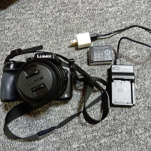 Fotocamera digitale compatta