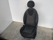 ASIENTO DELANTERO IZQUIERDO /