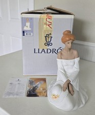 Lladro #2404 'Tramonto' 12,5"