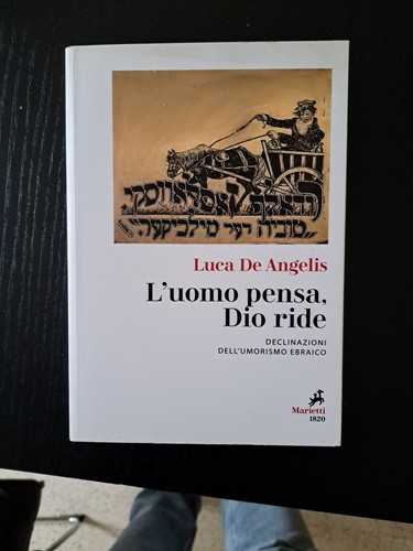 Uomo pensa dio - l'uomo, ride