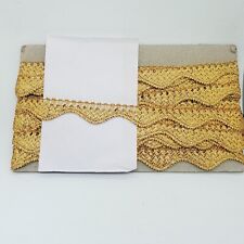 TRECCIA bordo ondulato oro profondo metallizzato 2,5 cm nastro ricamato passamaneria