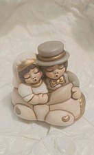 Sposini su macchina thun