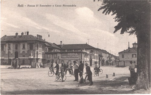 Asti piazza novembre e - piazza,