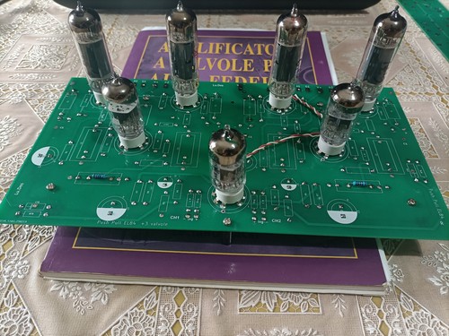Amplificatore valvolare push - amplificatore,