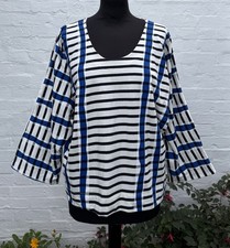 Nuovo top Vanessa Schindler X