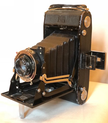 Macchina fotografica vintage