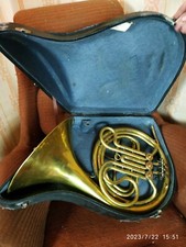 Corno francese strumento a