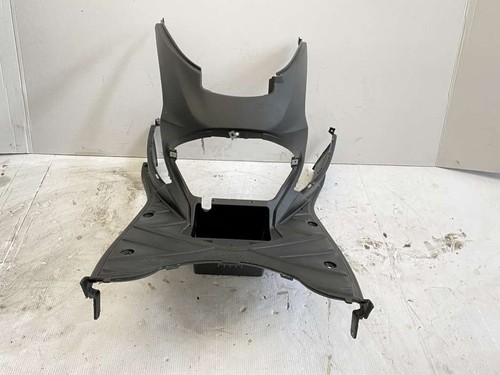 Central fairing footrest - central,