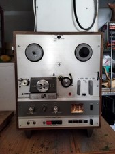 AKAY X-1800 SD. GRABADORA Y