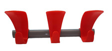 APPENDIABITI DA PARETE 3 posti in plastica colore arancione USATO come nuovo.