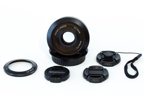 Voigtlander ultron f - ultron, f/2