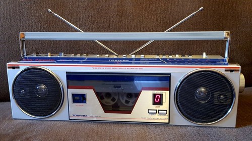 Toshiba s652 radio stereo - toshiba,