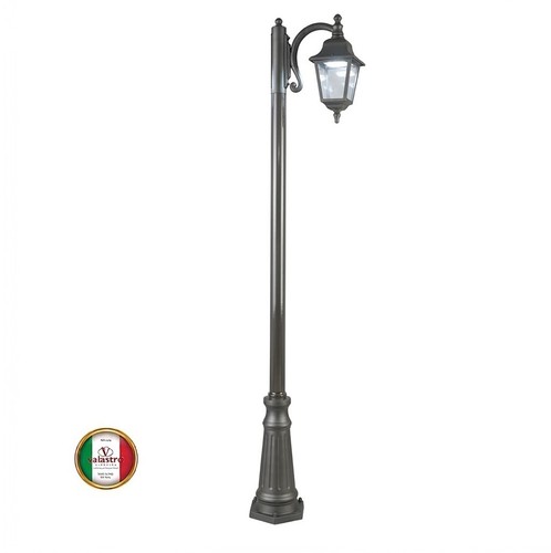 Lampione luce esterno classico