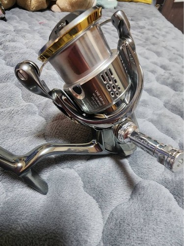 Stella 3000mhg spinning reel - stella,