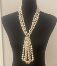 Collana chanel b14 bianca - chanel,
