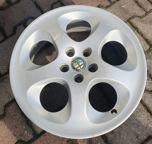Cerchio lega originale alfa - cerchio,