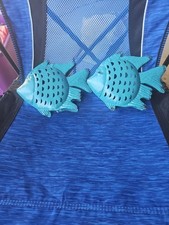 Set di due pesci in metallo