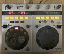 Pioneer EFX-500 DJ Performance