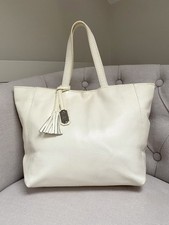 Carpisa Italy Soft White